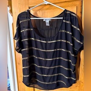 Ultra Pink Sheer Sheath Shirt w/Beaded/Sequined Accents Size Medium Whimsigoth